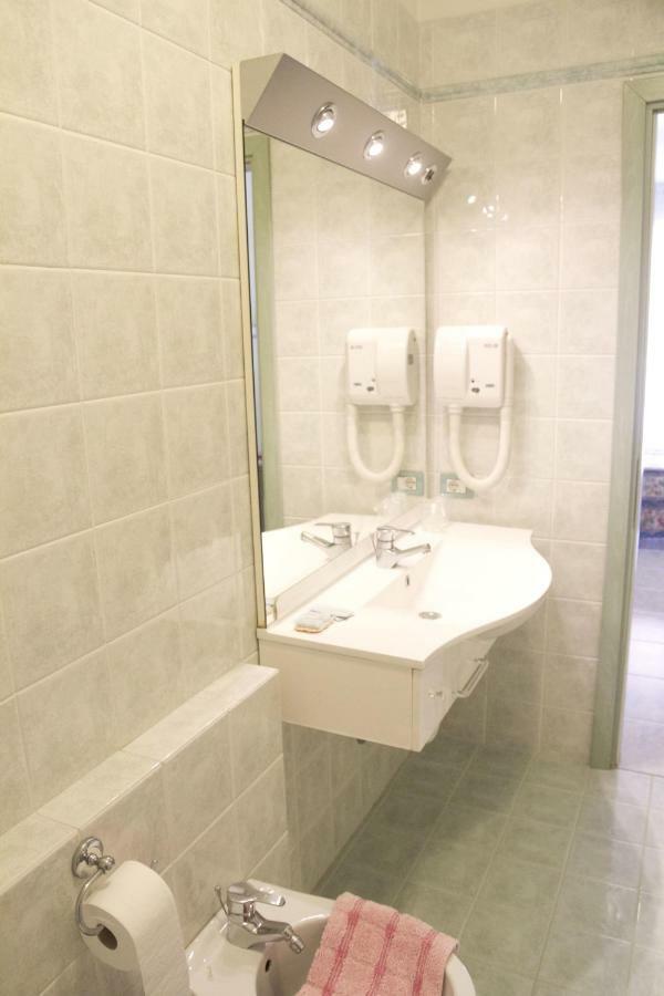 Hotel Casablanca Lazise Buitenkant foto